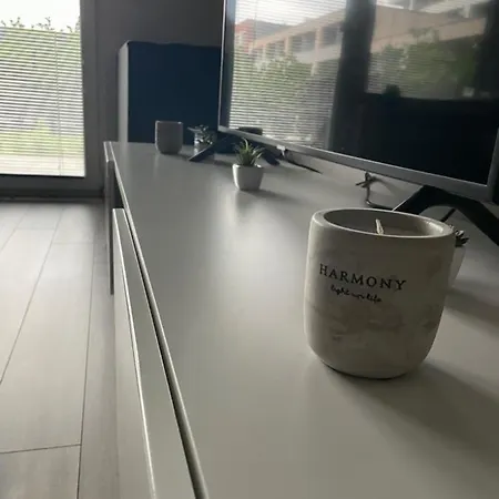 Garden Radnica - Private Parking Included Апартаменты