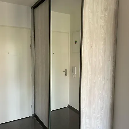 Апартаменты Garden Radnica - Private Parking Included *