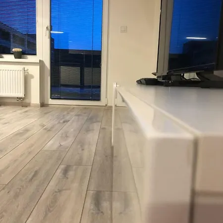 Garden Radnica - Private Parking Included コシツェ